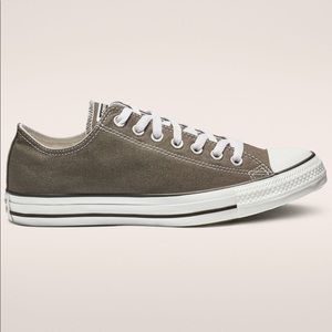 Converse Low Top Sneaker